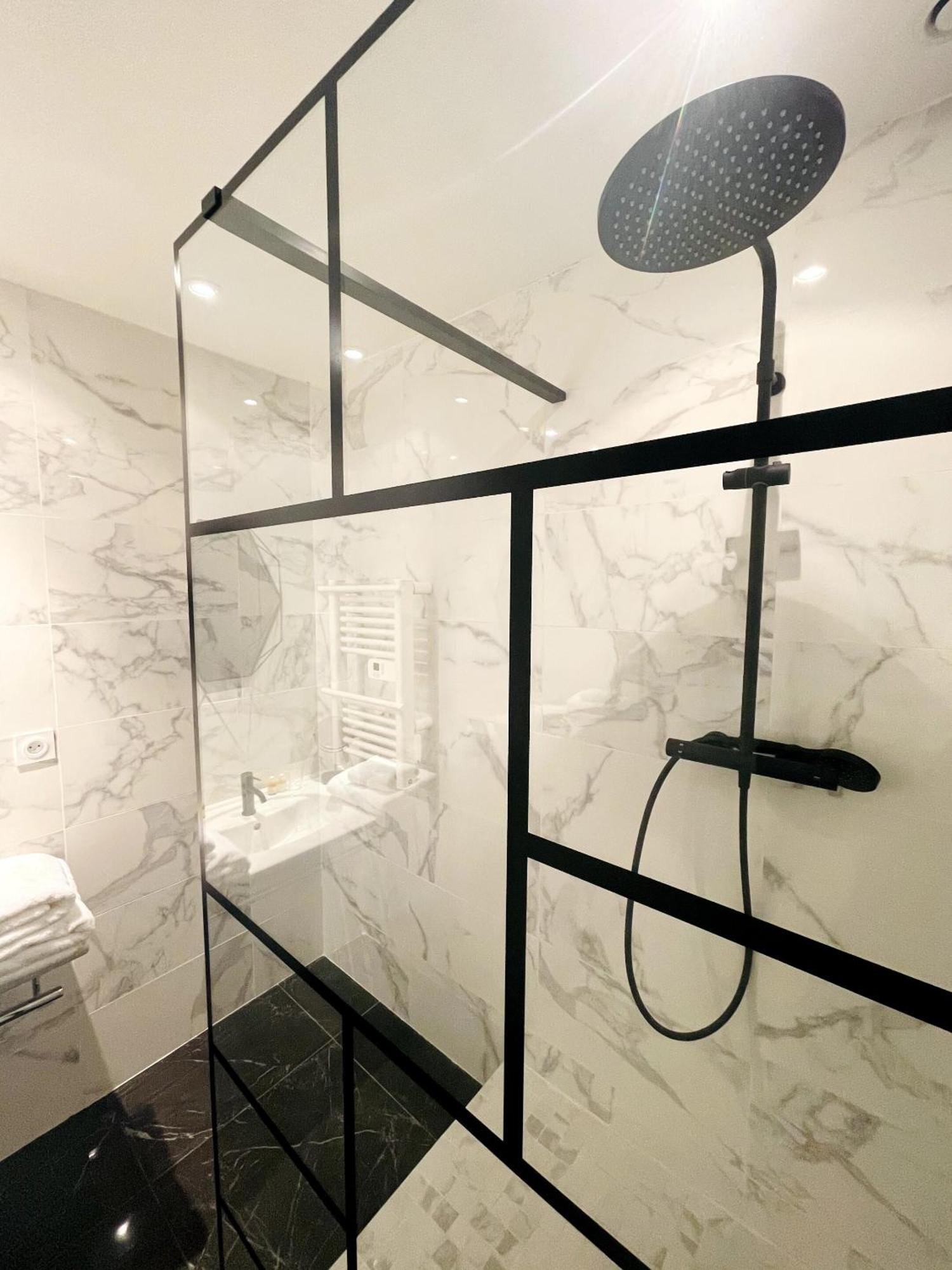 Le Mas De Camassade Tourrettes-sur-Loup Kamer foto